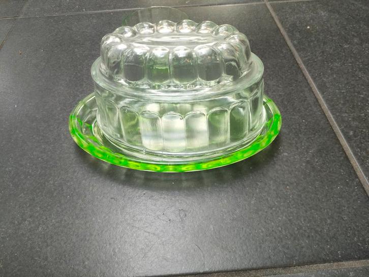 Uranium Glaswerk Puddingvorm & Schaaltje, Antiek en Kunst, Antiek | Glas en Kristal, Ophalen of Verzenden