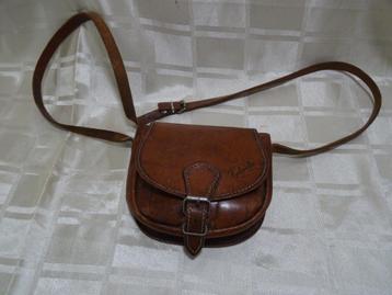 Patronen tasje leer vintage jacht tas schoudertas leer  beschikbaar voor biedingen