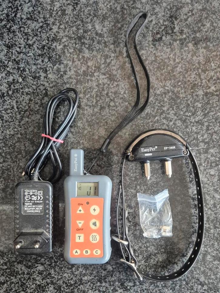 Hondentrainer, Hobby en Vrije tijd, Modelbouw | Radiografisch | Auto's, Gebruikt, Onderdeel, Overige schalen, Ophalen of Verzenden