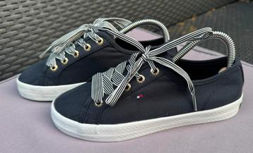Dames sneakers Tommy Hilfiger, EUR 37 beschikbaar voor biedingen