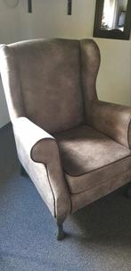 Senioren stoel suede kleur bruin/grijs, Huis en Inrichting, Ophalen, Bruin, Leer, Zo goed als nieuw