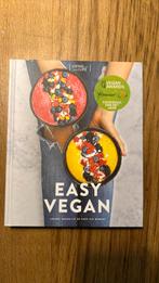 Living the green life - Easy vegan, Ophalen of Verzenden, Zo goed als nieuw, Living the green life