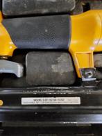 tacker, Ophalen, Gebruikt