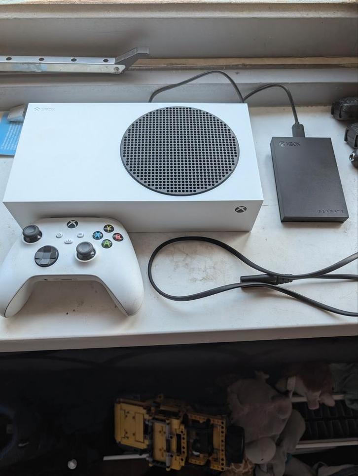 Xbox series s + hard drive, Spelcomputers en Games, Spelcomputers | Xbox Series X en S, Zo goed als nieuw, Xbox Series S, Ophalen