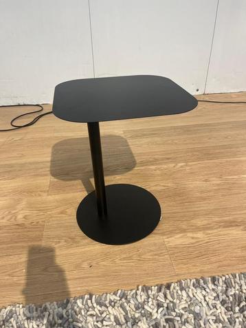 Design Bijzettafel Matzwart – Minimalistisch & Tijdloos beschikbaar voor biedingen