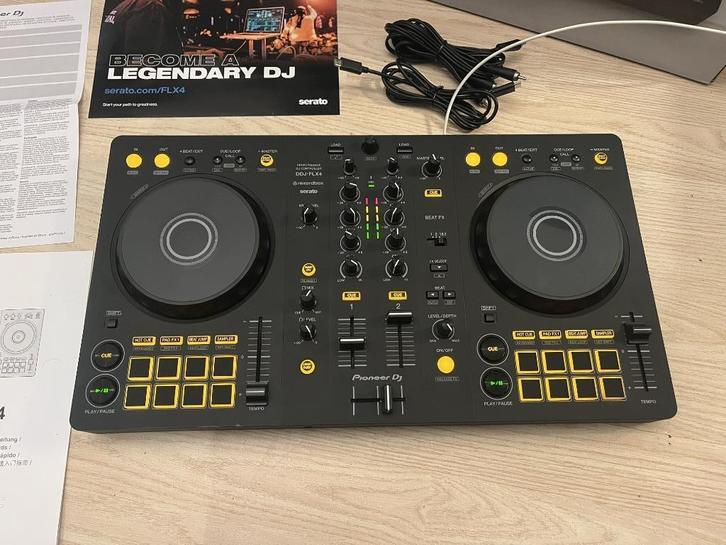 Pioneer DDJ-FLX4, Muziek en Instrumenten, Dj-sets en Draaitafels, Zo goed als nieuw, Dj-set, Pioneer, Ophalen of Verzenden