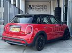 MINI Mini 1.5 Cooper Essential 5 Deurs | AUTOMAAT | LEDER |, 136 pk, Gebruikt, Met garantie (alle), Lichtsensor