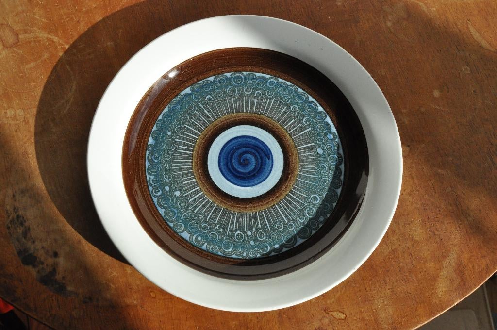 Bord Rorstrand Sweden 'Amanda' - 24cm doorsnee - 1968-1977, Huis en Inrichting, Keuken | Servies, Zo goed als nieuw, Bord(en)