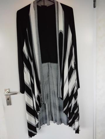 Ophilia vest zwart/ivoor piano maat 44-46 beschikbaar voor biedingen