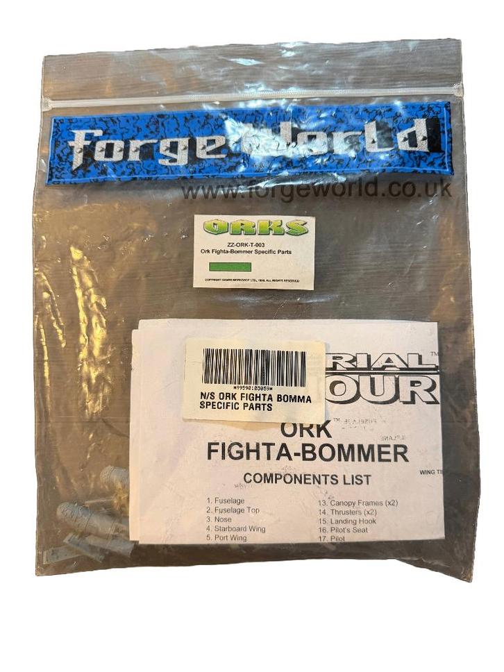 Warhammer 40K Forge World Ork Fighta Bommer, Hobby en Vrije tijd, Wargaming, Zo goed als nieuw, Warhammer, Ophalen of Verzenden