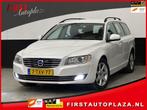 Volvo V70 1.6 T4 Nordic+ VIRTUEEL/NAVI/LEDER/CRUISE/AIRCO |, Zwart, 4 cilinders, Wit, 1600 kg