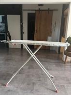 Uitklapbare strijkplank, Ophalen, Gebruikt