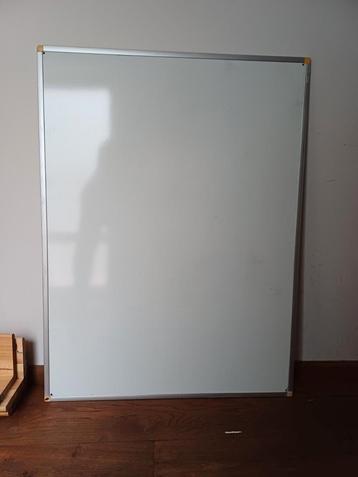 Magneetbord/ Whiteboard/Presentatiebord igs  beschikbaar voor biedingen