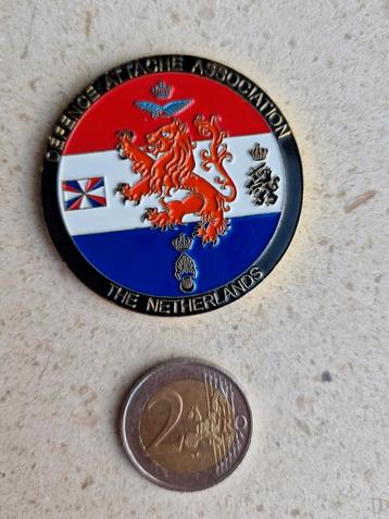 Coin Defence Attaché Den Haag  beschikbaar voor biedingen