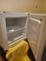 Vriezer klein, Witgoed en Apparatuur, Vriezers en Diepvrieskisten, Ophalen, Minder dan 85 cm, Nieuw, Minder dan 60 cm
