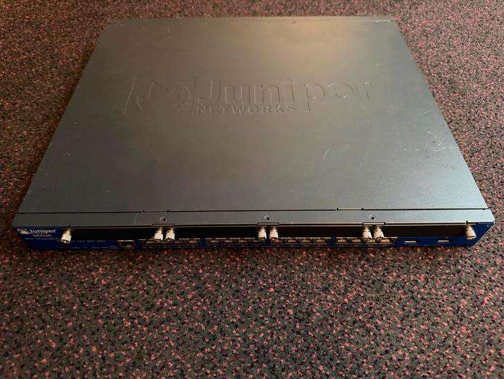 Juniper SRX240 Firewall/Router - Ideaal voor Lab!, Computers en Software, Netwerk switches, Gebruikt, Ophalen