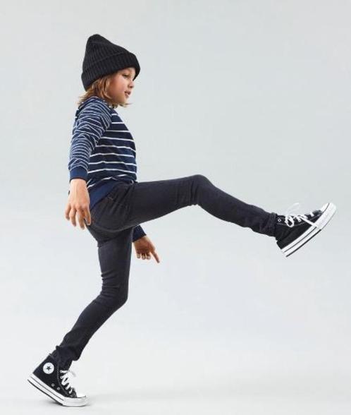 Mooie NAME IT powerstretch jeans Silas zwart maat 164., Kinderen en Baby's, Kinderkleding | Maat 164, Zo goed als nieuw, Jongen