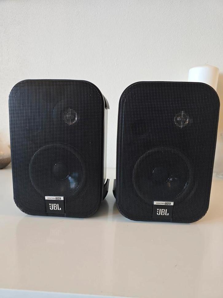 JBL Control One Speakers, Audio, Tv en Foto, Luidsprekers, Zo goed als nieuw, Front, Rear of Stereo speakers, 120 watt of meer