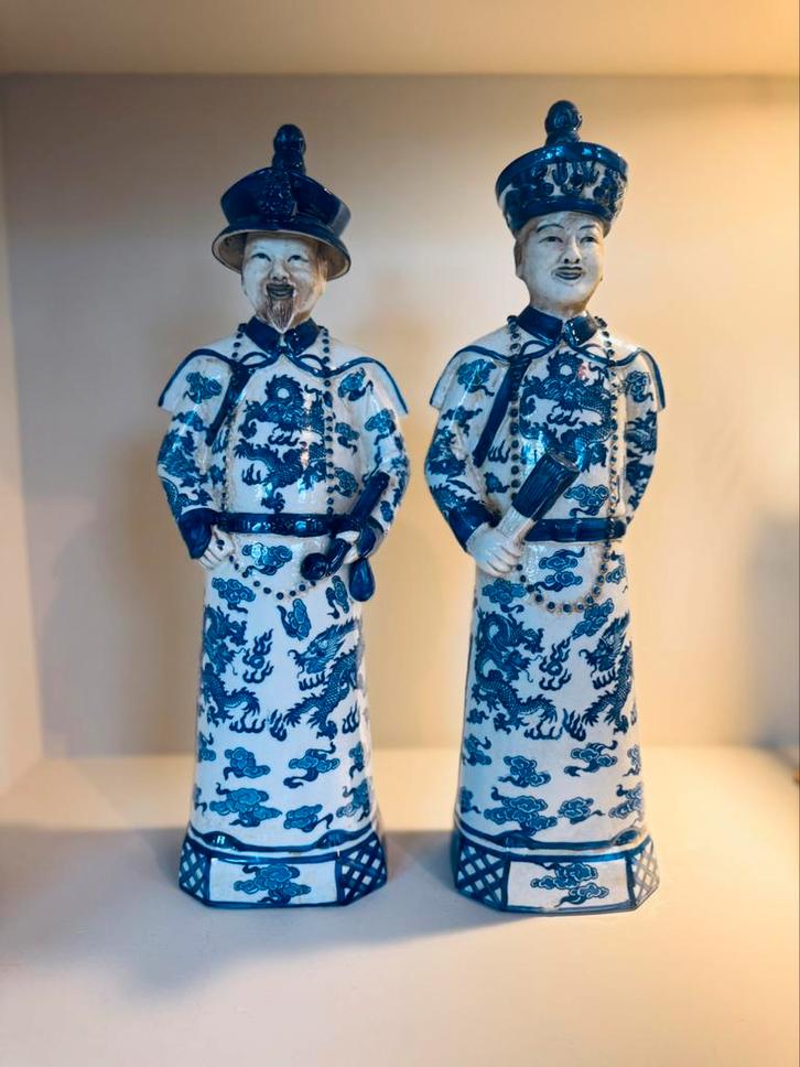 2 chinese keizers beeld delfts blauw vaas kaststel pot, Verzamelen, Beelden en Beeldjes, Zo goed als nieuw, Overige typen, Ophalen of Verzenden