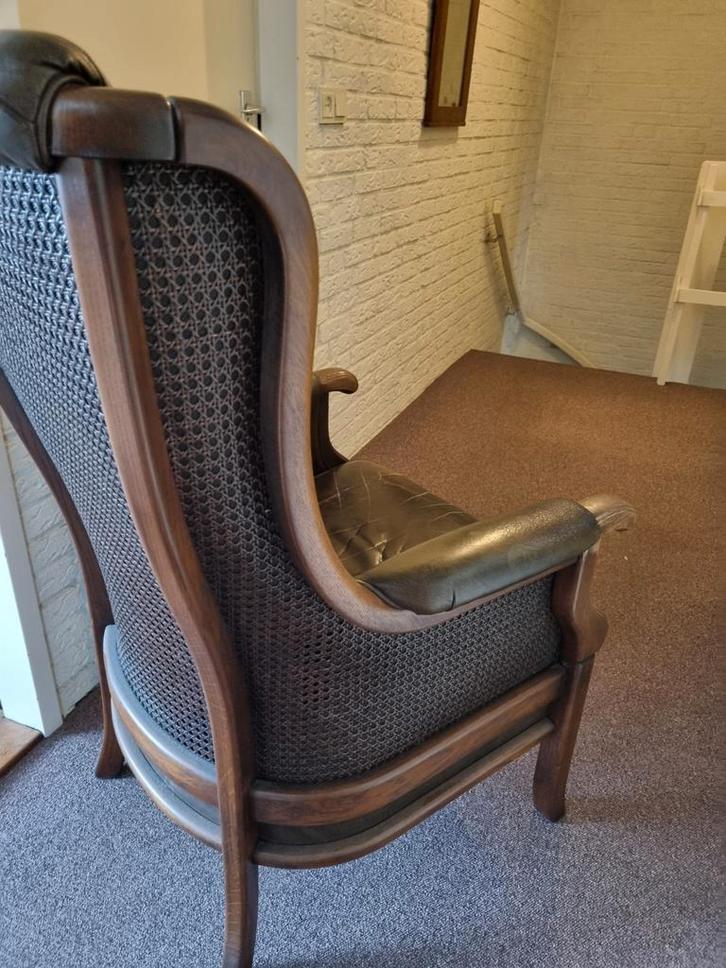 Klassieke Chesterfield Stoel, Huis en Inrichting, Fauteuils, Gebruikt, Hout, Leer, Riet of Rotan, 75 tot 100 cm, 75 tot 100 cm