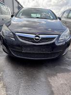 Voorbumper Opel Astra J ('09-'15), Auto-onderdelen, Carrosserie en Plaatwerk, Gebruikt, Voor, Opel, Ophalen of Verzenden