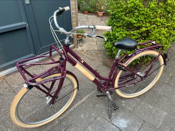 Giant damesfiets met voordrager – nieuwe banden en zadel. beschikbaar voor biedingen