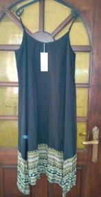 Leuk en lekker luchtig zomer/strandjurkje mt M (NIEUW), Ophalen, Nieuw, Maat 38/40 (M), Kleding