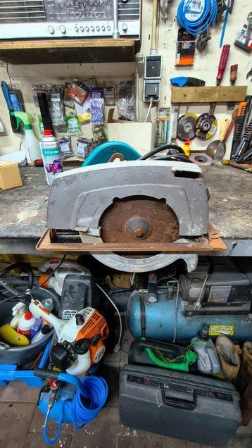 makita handcirkelzaag beschikbaar voor biedingen