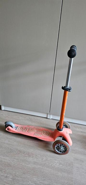 Micro mini step (2x) beschikbaar voor biedingen