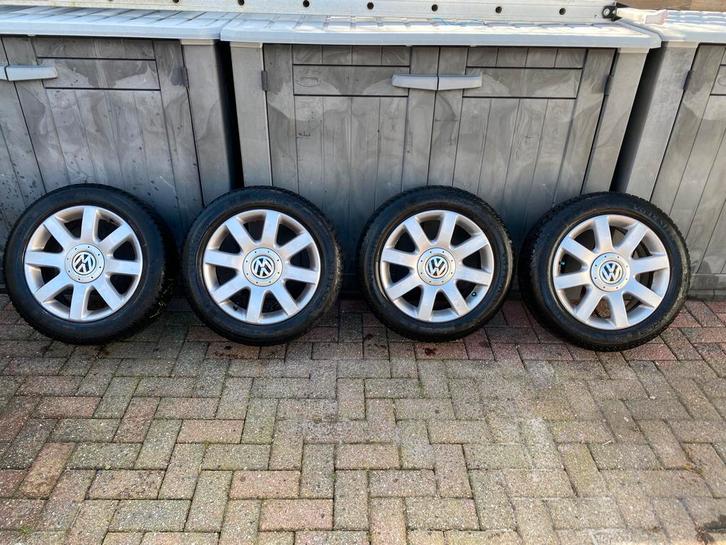 Winterbanden op velg, Auto-onderdelen, Banden en Velgen, Winterbanden, 16 inch, 205 mm, Ophalen of Verzenden