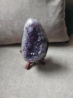 Paarse Amethist Geode met Standaard, Ophalen of Verzenden, Mineraal