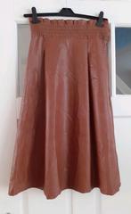 Rinascimento fake leather lange rok cognac kleurig maat M, Kleding | Dames, Rokken, Rinascimento, Maat 38/40 (M), Ophalen of Verzenden