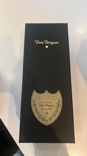 Dom Perignon box met eventueel 2 lege flessen. beschikbaar voor biedingen