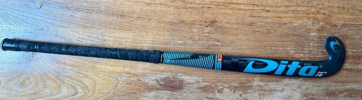 Ditta hockeystick Carbo TEC C90 X-treme-bow, Sport en Fitness, Hockey, Gebruikt, Stick, Ophalen of Verzenden