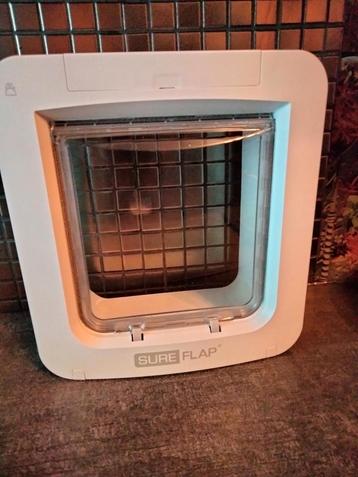Petdoor connect van Sureflap. beschikbaar voor biedingen