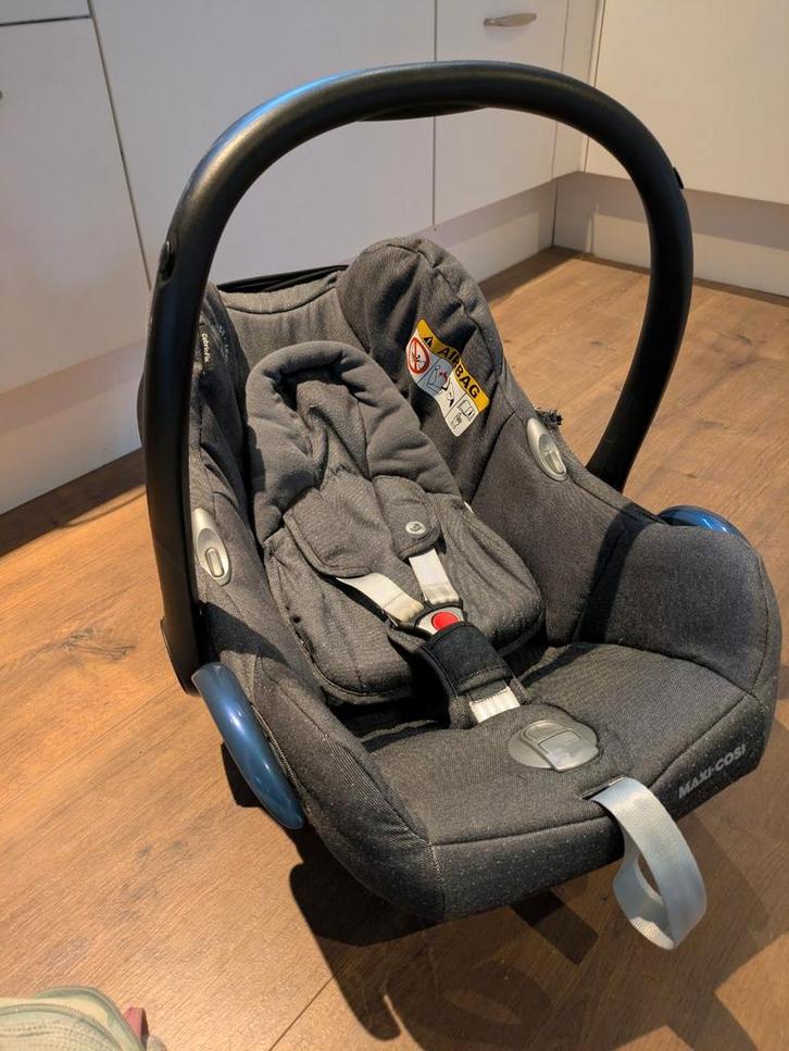 Maxi Cosi CabrioFix + FamilyFix + EasyBase, Kinderen en Baby's, Autostoeltjes, Gebruikt, Maxi-Cosi, 0 t/m 13 kg, Isofix, Ophalen of Verzenden