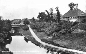 (301-405-031) Hilversum Gooische vaart met hondenbrug beschikbaar voor biedingen