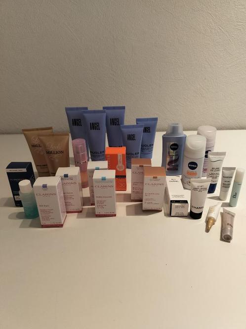 ***NIEUW*** Mini prod Mugler Million en samples Clarins etc, Sieraden, Tassen en Uiterlijk, Uiterlijk | Lichaamsverzorging, Nieuw
