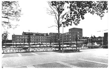 958239	Zeist	1979 Ziekenhuis	Wederopbouw	 	Gelopen met postz beschikbaar voor biedingen
