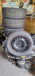 Set winterbanden Passat EOS Passat CC + NIEUWE TPMS, Ophalen, 215 mm, 16 inch, Banden en Velgen