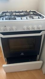 Fornuis, Witgoed en Apparatuur, Fornuizen, Zo goed als nieuw, Gas, Vrijstaand, 85 tot 90 cm