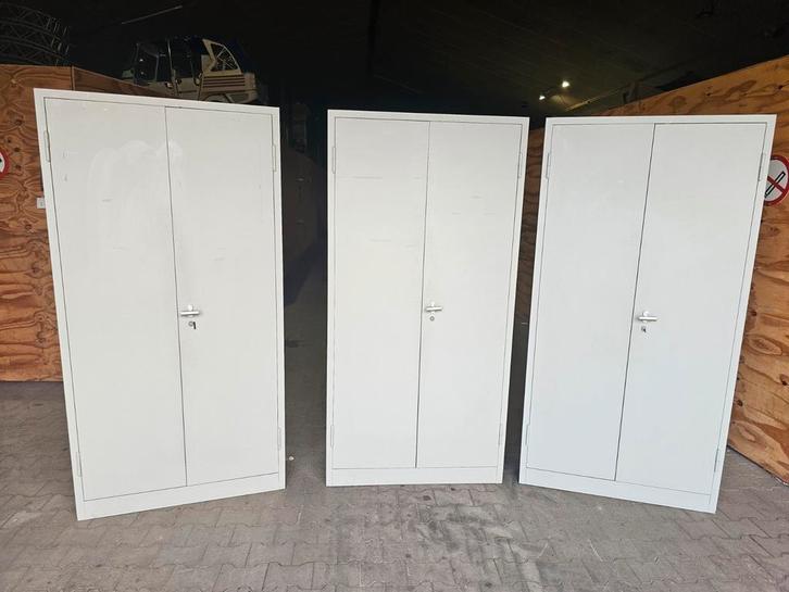 Serie metalen draaideurkasten (zie foto's en tekst), Huis en Inrichting, Kasten | Ladekasten, Gebruikt, 100 tot 150 cm, 25 tot 50 cm