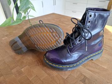 Paarse vegan leer Dr Martens maat 36 beschikbaar voor biedingen