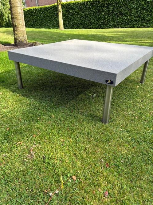 Borek Florence bijzettafel ceasarstone blad., Tuin en Terras, Tuinsets en Loungesets, Zo goed als nieuw, Rvs, Bijzettafel, Ophalen