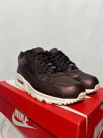 ALS NIEUW! Maat 41 - Nike Air Max 90 Metallic Mahogany, Overige kleuren, Verzenden, Nike, Nike
