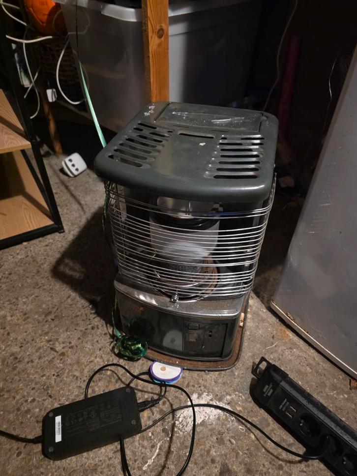 Zibro R135C Petroleumkachel - Goedkoop Verwarmen!, Huis en Inrichting, Kachels, Gebruikt, Vrijstaand, Petroleumkachel, Overige brandstoffen