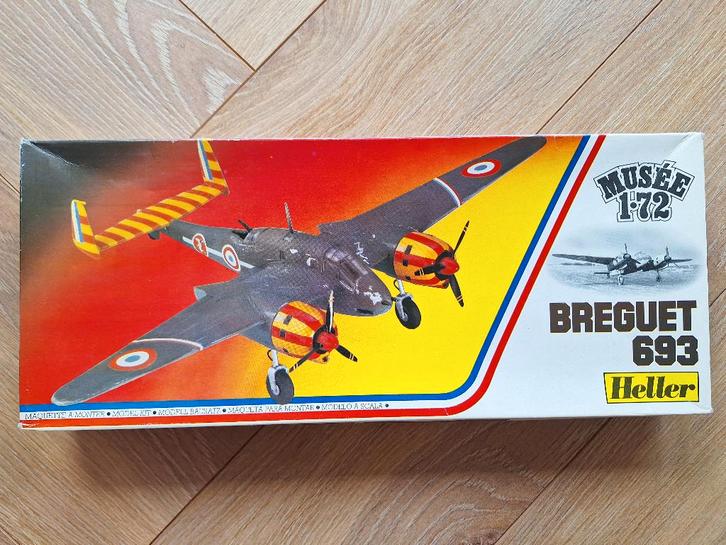 1:72 1/72 Heller Breguet 693, Hobby en Vrije tijd, Modelbouw | Vliegtuigen en Helikopters, Zo goed als nieuw, Vliegtuig, 1:72 tot 1:144