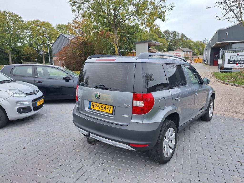 Skoda Yeti 1.2 TSI Active / Zeer nette auto / APK oktober 20, Auto's, Skoda, Voorwielaandrijving, Euro 5, Gebruikt, 4 cilinders