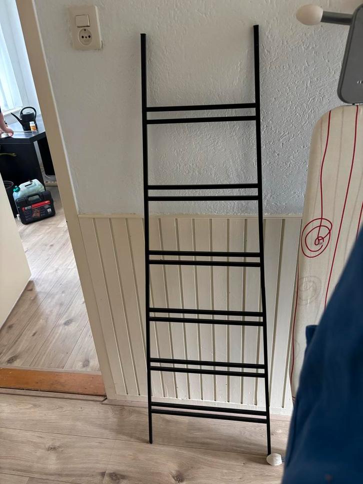 Zwarte decoratieve ladder (voor kleding), Huis en Inrichting, Woonaccessoires | Overige, Zo goed als nieuw, Ophalen