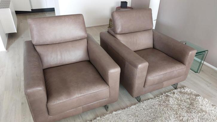 Soft leather 2 fauteuils, merk Natuzzi, Huis en Inrichting, Fauteuils, Zo goed als nieuw, Leer, Metaal, 75 tot 100 cm, 75 tot 100 cm